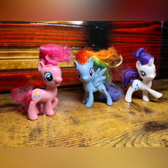 Vintage Lot of 3 MLP My Little Pony 90s And 2000s, Horse Riding, Horse Dolls - Picture 2 of 3